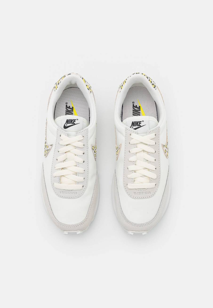 Фото № 5 с приближением к товару «‎Nike Daybreak »
