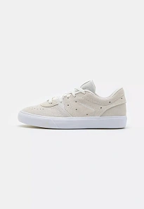 Фото № 2 с приближением к товару «‎WMNS JORDAN SERIES ES»