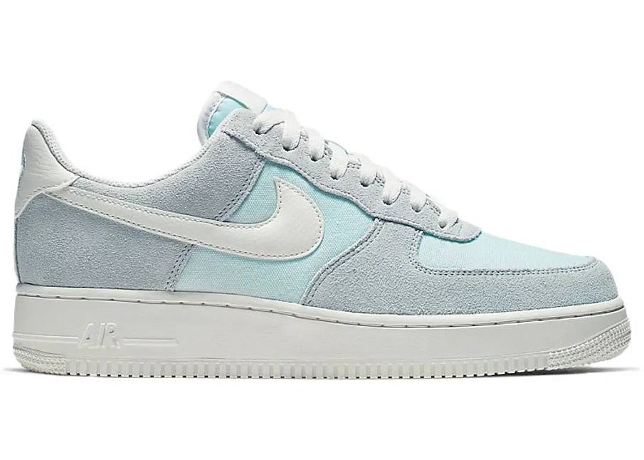 Фото № 1 с приближением к товару «‎Nike Air Force 1 Low '07 Ghost Aqua»