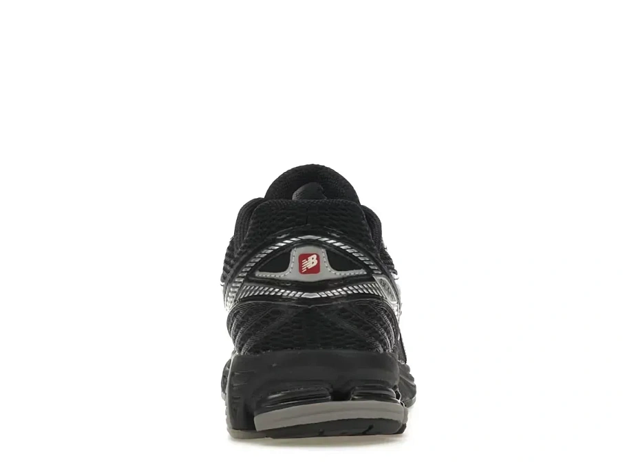 Фото № 4 с приближением к товару «‎New Balance 860v2»