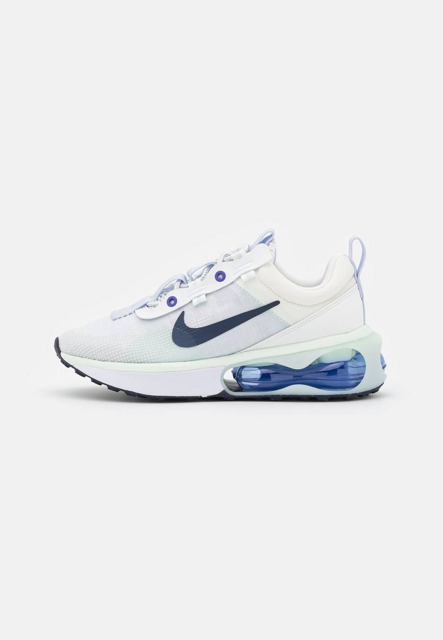 Фото № 1 с приближением к товару «‎Nike Air Max Sphere »
