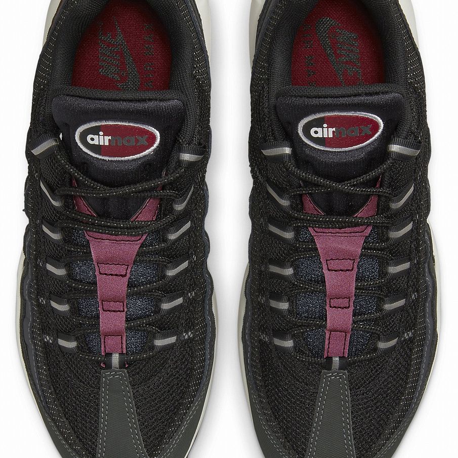 Фото № 3 с приближением к товару «‎Nike Air Max »