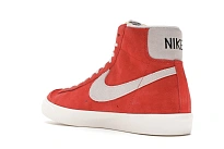 Фото № 6 с приближением к товару «‎Nike Blazer Mid 77 Suede Habanero Red»