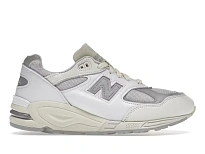 Фото № 1 с приближением к товару «‎New Balance 990v2»