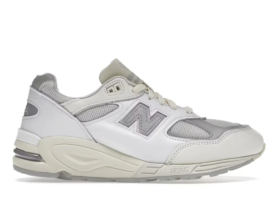 Фото № 1 с приближением к товару «‎New Balance 990v2»