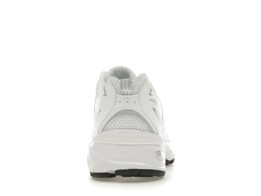 Фото № 4 с приближением к товару «‎New Balance 530»