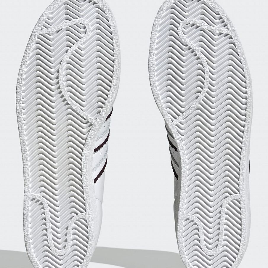 Фото № 4 с приближением к товару «‎Adidas Superstar »