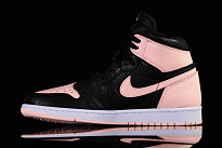 Фото № 3 с приближением к товару «‎NIKE AIR JORDAN 1 RETRO HIGH OG Vintage Basketball shoes CRIMSON TINT»