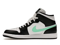 Фото № 3 с приближением к товару «‎Jordan 1 Mid»
