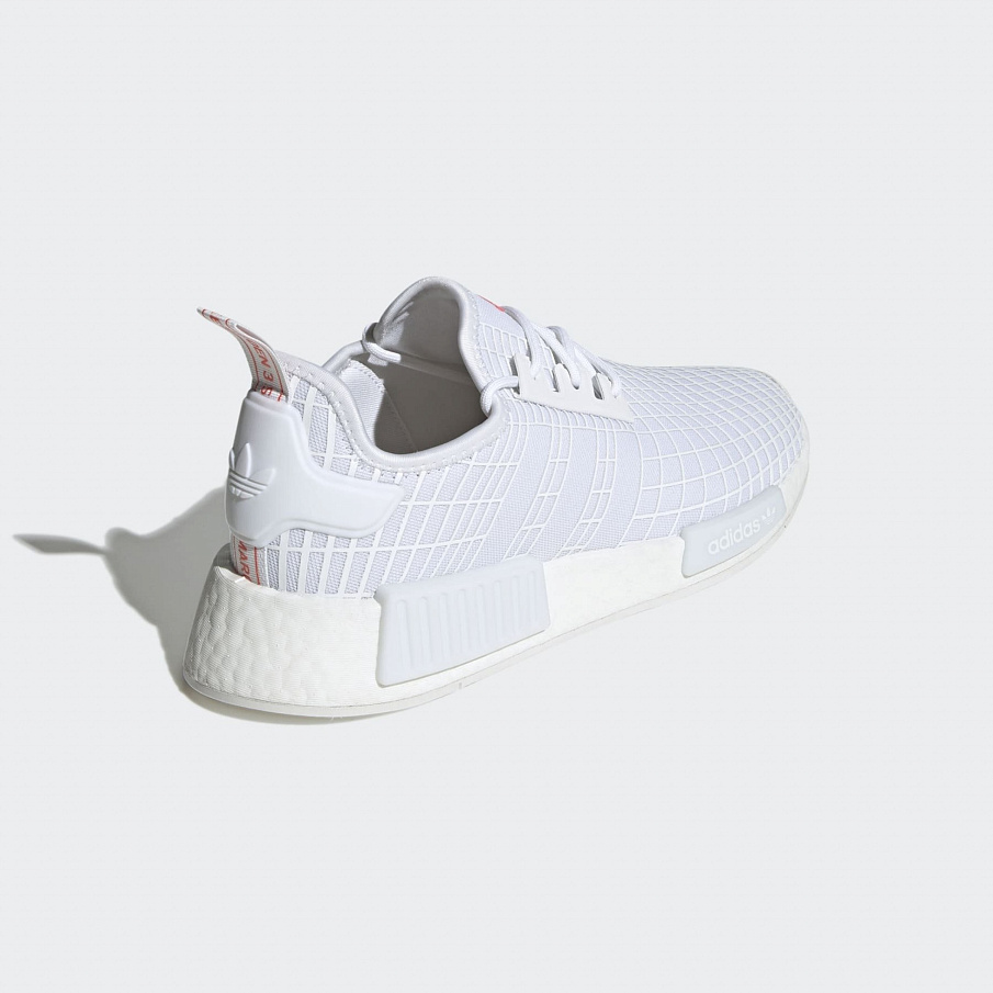 Фото № 4 с приближением к товару «‎Adidas Nmd_r1 »