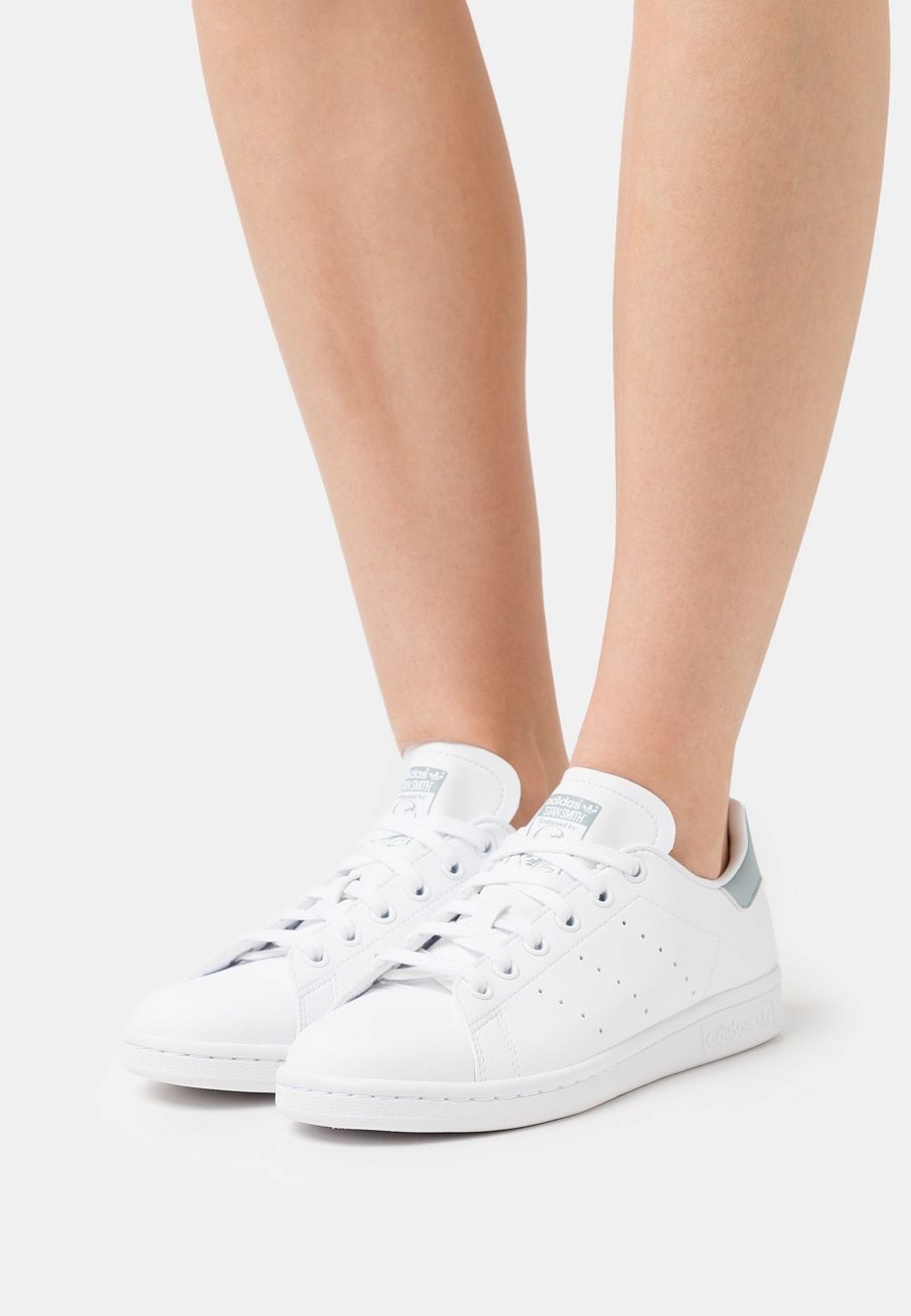 Фото № 2 с приближением к товару «‎Adidas Stan Smith »