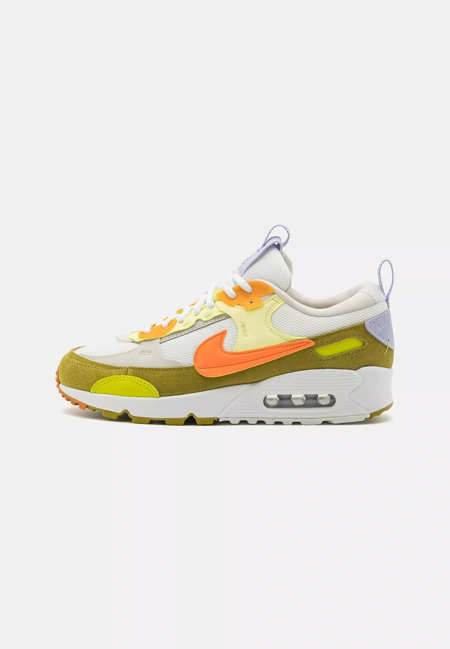 Фото № 3 с приближением к товару «‎AIR MAX 90 FUTURA»
