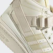 Фото № 1 с приближением к товару «‎Кроссовки Adidas SPAD115O1C7-A11»