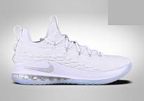 Фото № 3 с приближением к товару «‎Nike Lebron 15 »