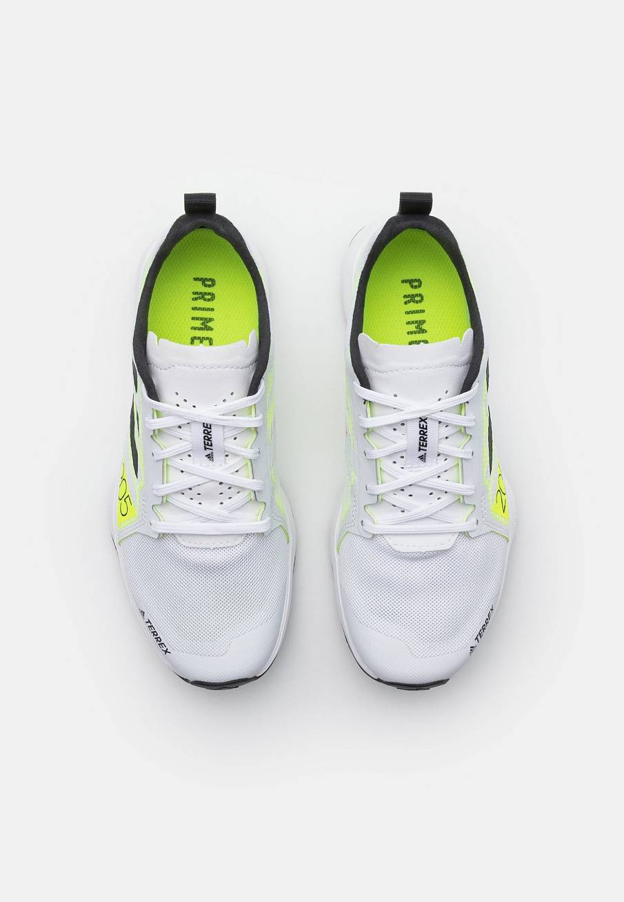 Фото № 4 с приближением к товару «‎Adidas Terrex Speed »