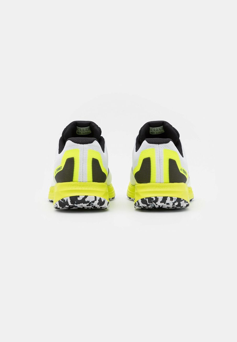 Фото № 3 с приближением к товару «‎Adidas Terrex Two »
