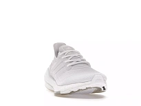 Фото № 4 с приближением к товару «‎adidas Ultra Boost 21 Triple White »