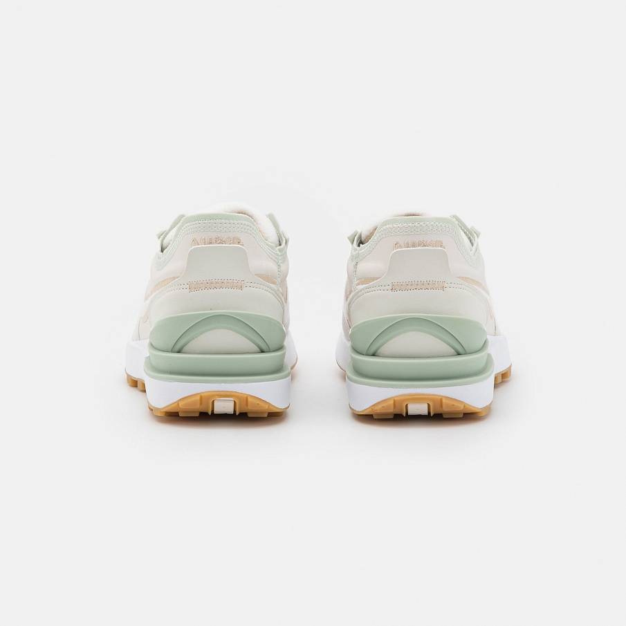Фото № 4 с приближением к товару «‎Nike W Waffle One SE 2 »