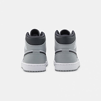 Фото № 3 с приближением к товару «‎Air Jordan 1 »