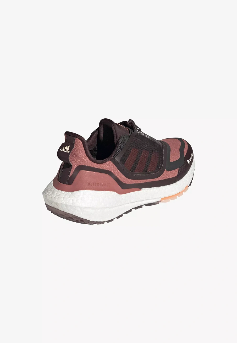 Фото № 2 с приближением к товару «‎ULTRABOOST »