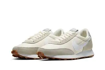 Nike Daybreak QS Sports Shoes  - 4