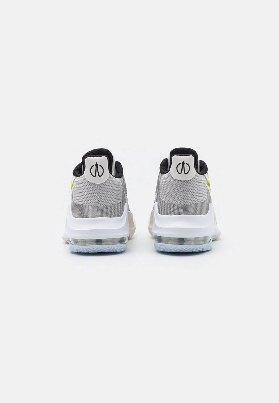 Фото № 3 с приближением к товару «‎Nike Air Max Impact 3»
