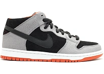 Фото № 1 с приближением к товару «‎Nike SB Dunk Mid Un-Supreme»