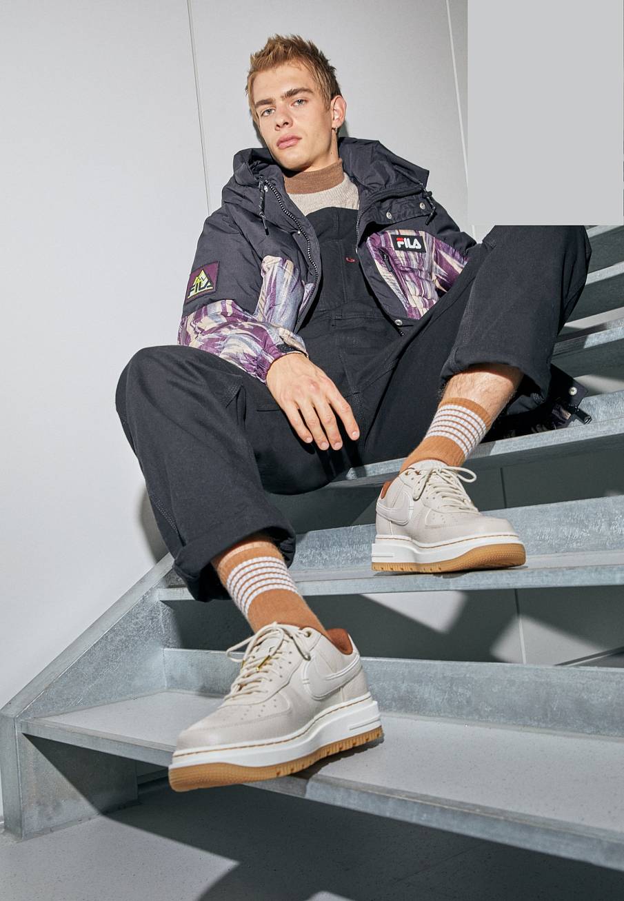 Фото № 2 с приближением к товару «‎Nike Air Force 1 Luxe »