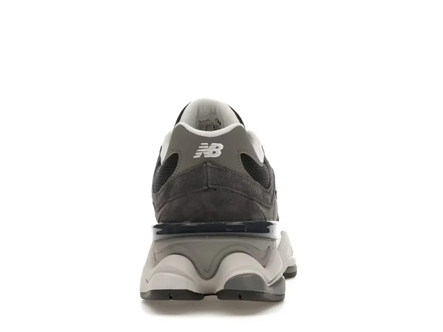 Фото № 4 с приближением к товару «‎New Balance 9060»