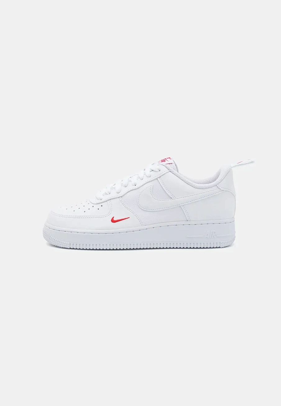 Фото № 1 с приближением к товару «‎AIR FORCE 1 07»