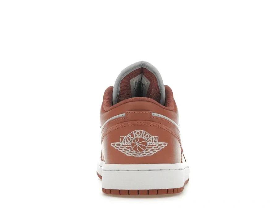 Фото № 4 с приближением к товару «‎Jordan 1 Low Sky J Orange»