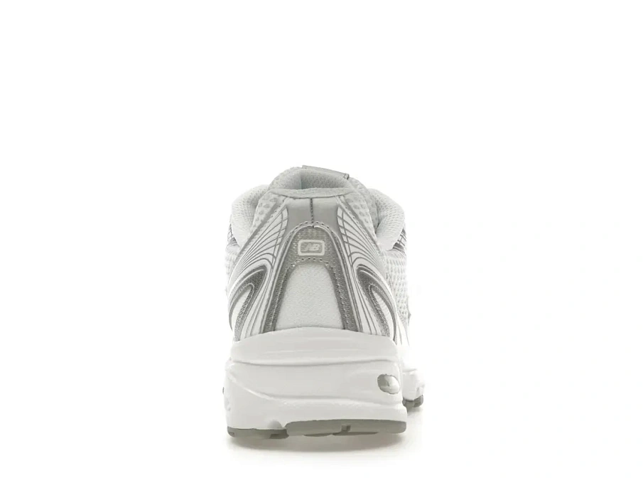Фото № 4 с приближением к товару «‎New Balance 740v2»