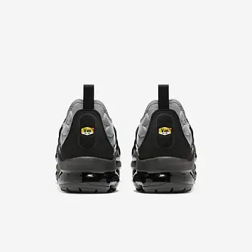 Nike Air Vapormax Plus - 5