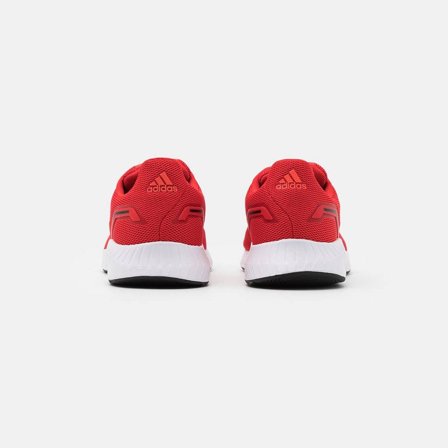 Фото № 3 с приближением к товару «‎Adidas 2.0»