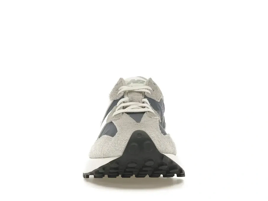 Фото № 2 с приближением к товару «‎New Balance 327»