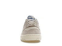 Фото № 2 с приближением к товару «‎New Balance 550»
