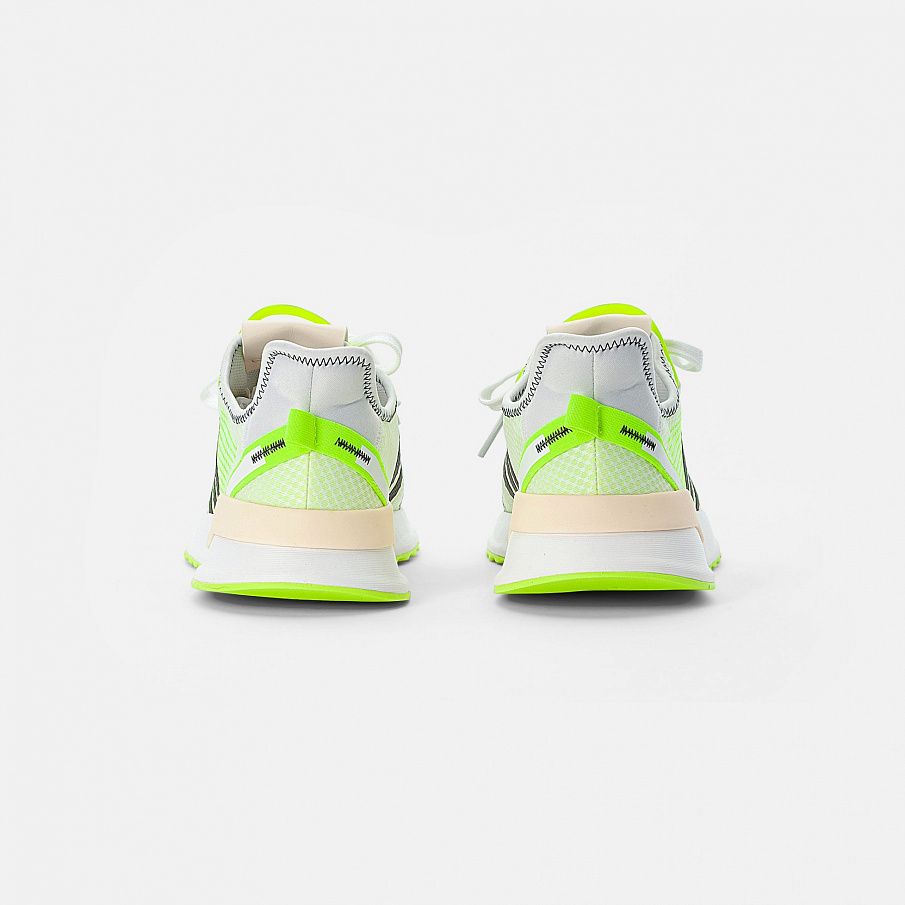 Фото № 3 с приближением к товару «‎Adidas U Path »