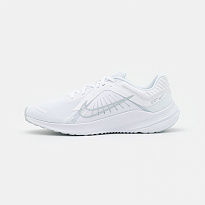 Фото № 1 с приближением к товару «‎Nike Quest 5»