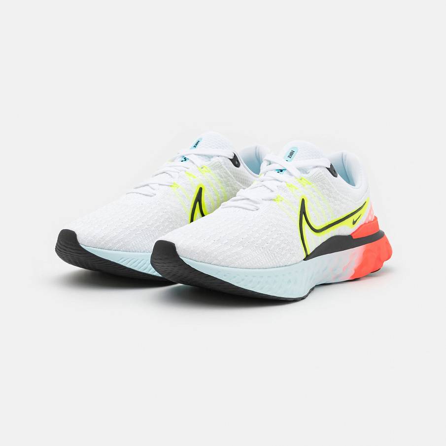Фото № 2 с приближением к товару «‎Nike W React Infinity FK 3 RC»
