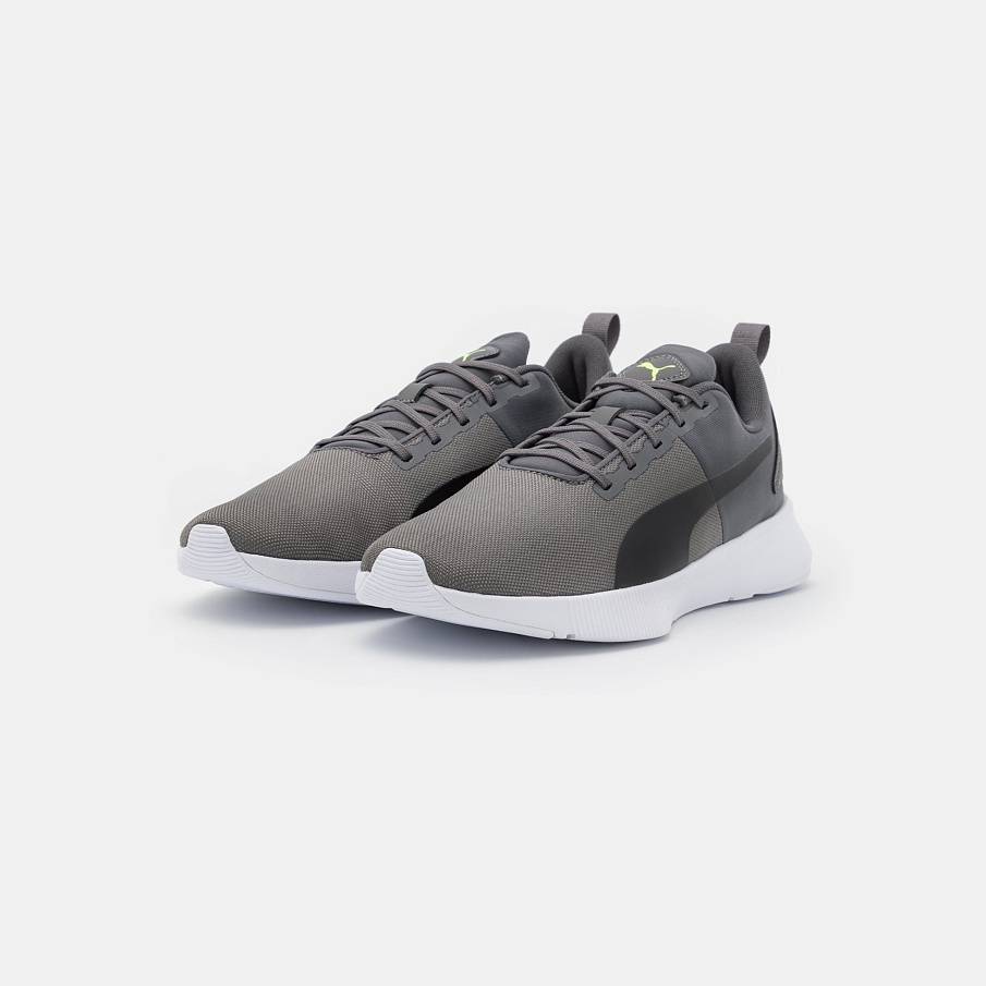 Фото № 2 с приближением к товару «‎Puma Flyer Runner»