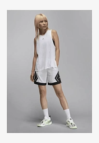 Фото № 1 с приближением к товару «‎Basketball shoes»