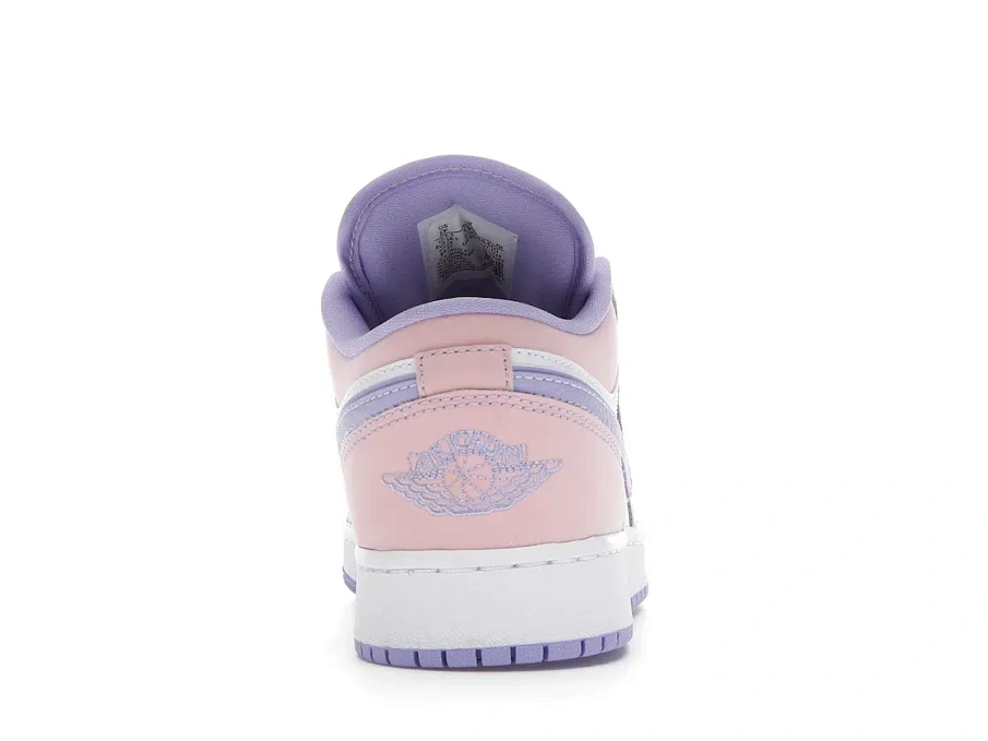 Фото № 4 с приближением к товару «‎Jordan 1 Low Arctic Punch »
