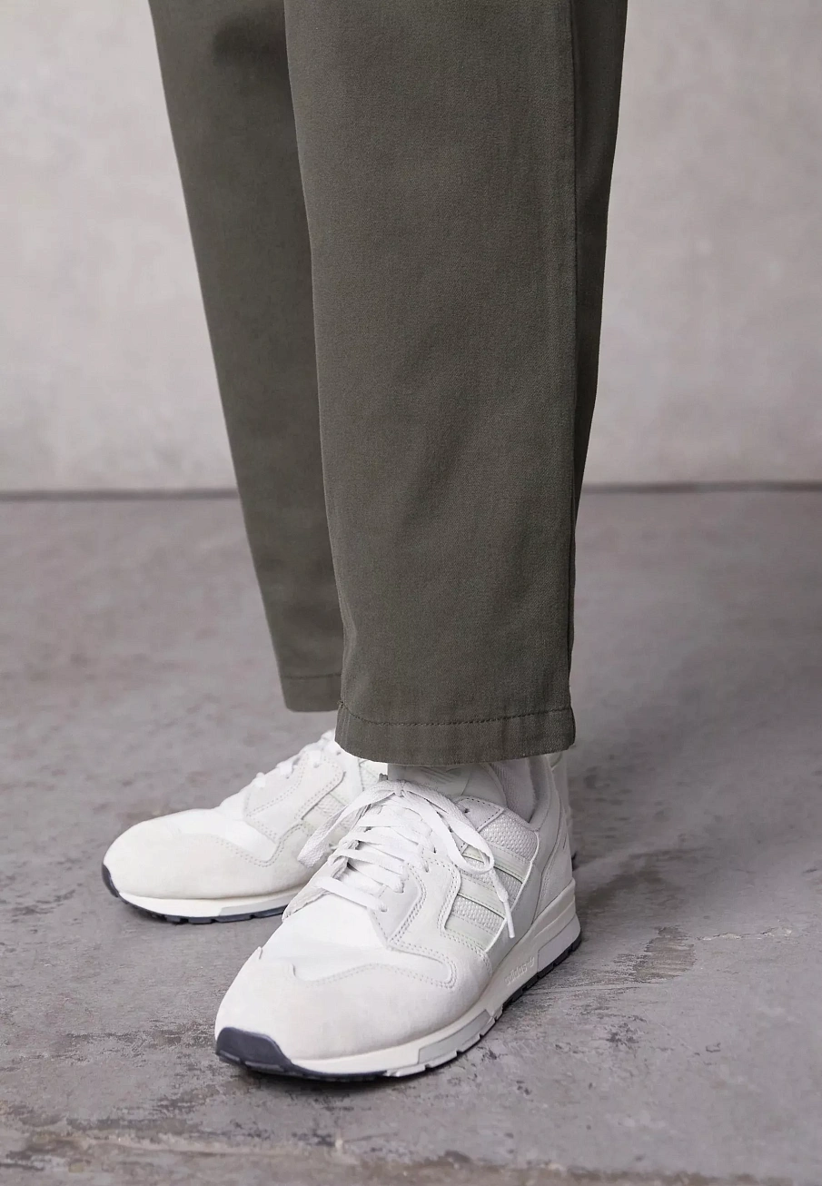 Фото № 3 с приближением к товару «‎ZX 420 UNISEX»