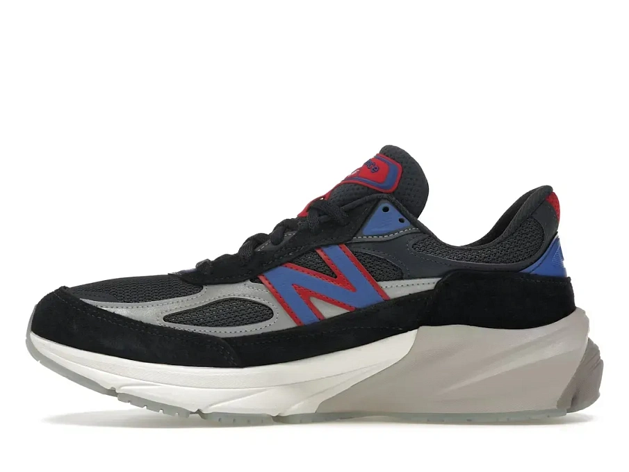 Фото № 3 с приближением к товару «‎New Balance 990v6»