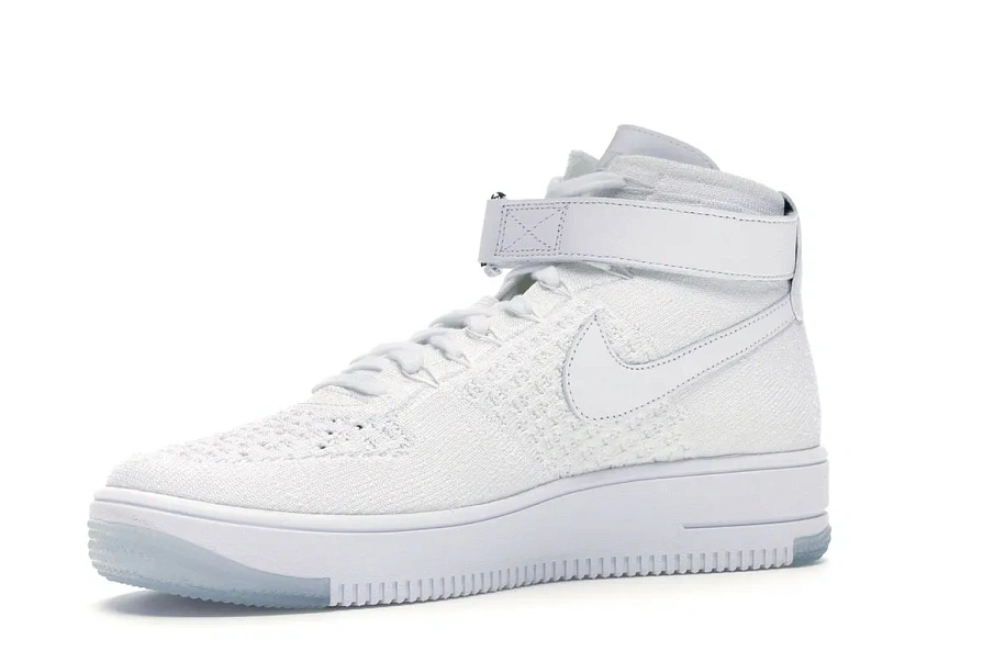 Фото № 3 с приближением к товару «‎Nike Air Force 1 Ultra Flyknit Mid Triple White»