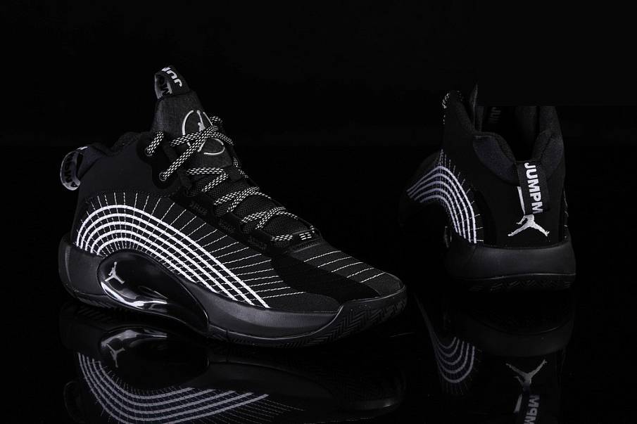 Фото № 3 с приближением к товару «‎Nike Air Jordan Jumpman 2021 »
