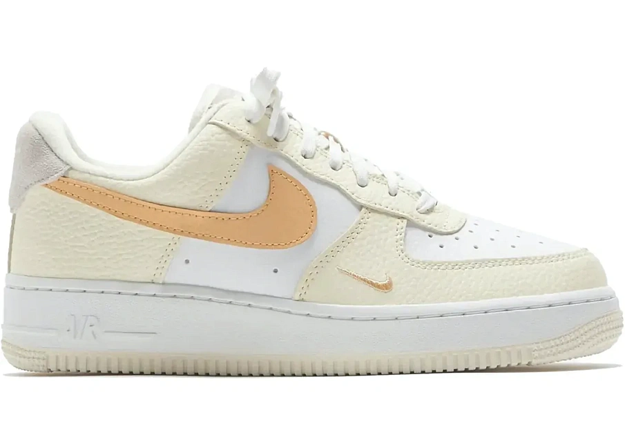 Фото № 1 с приближением к товару «‎Nike Air Force 1 Low '07 SE Coconut Milk »