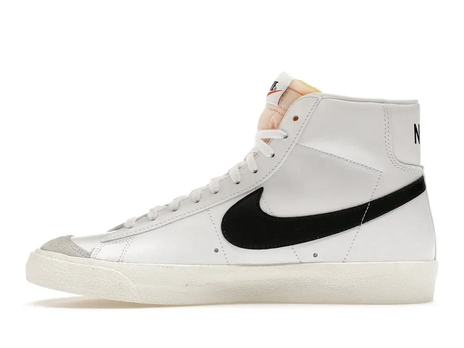 Фото № 3 с приближением к товару «‎Nike Blazer Mid 77 Vintage Mismatched Swoosh Chlorophyll Black»