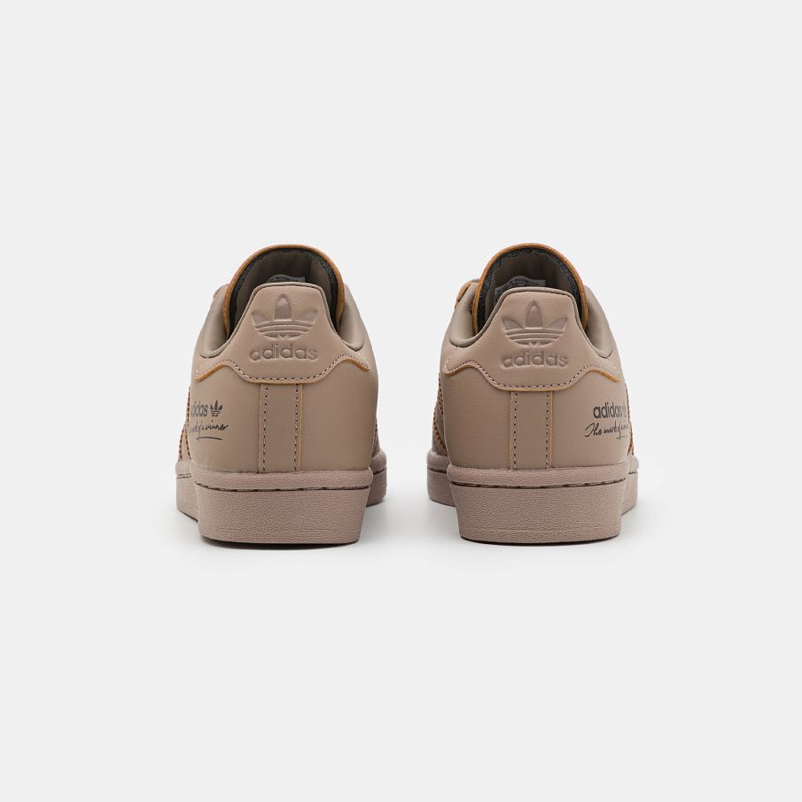 Фото № 3 с приближением к товару «‎Adidas Superstar »
