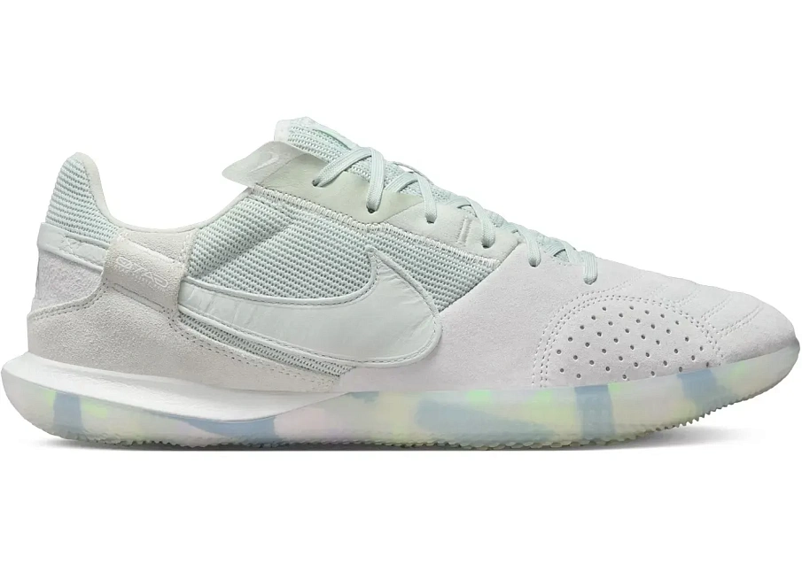 Фото № 1 с приближением к товару «‎Nike Streetgato SE»